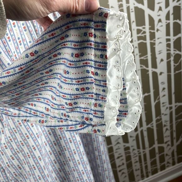 Vintage 70s Ditsy Floral Print Flannel House Dress Nightgown - Picture 7 of 9